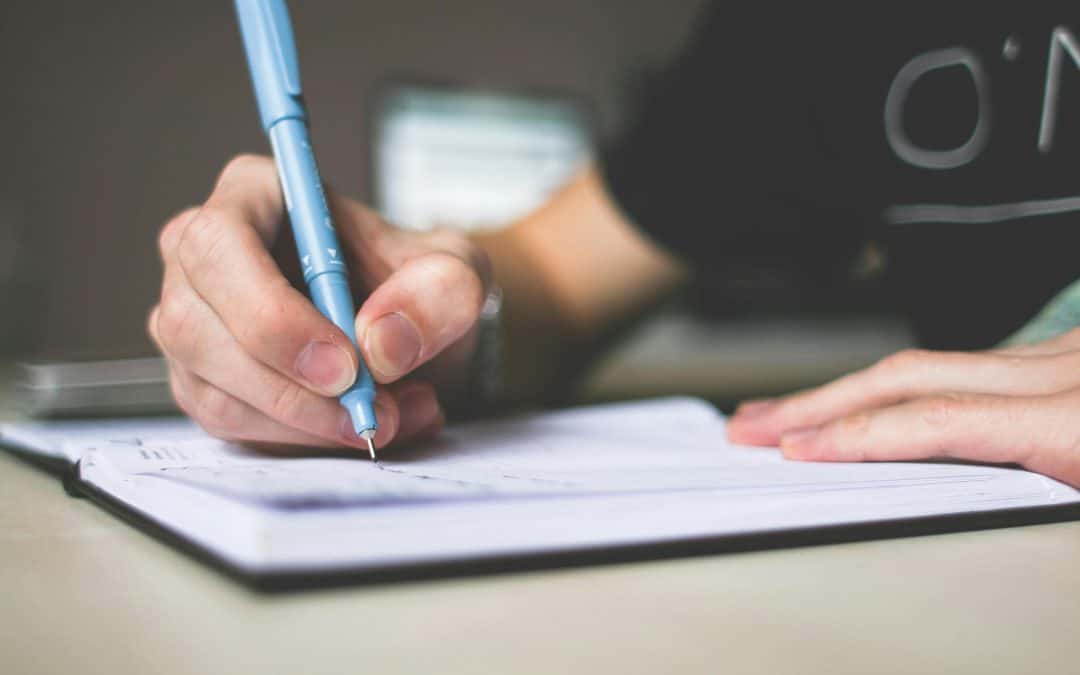 Journaling for self reflection + transformation in between your therapy sessions